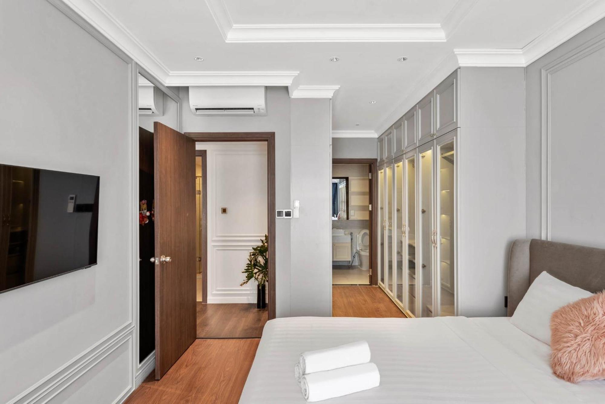 Saigon Royal Appartement *
